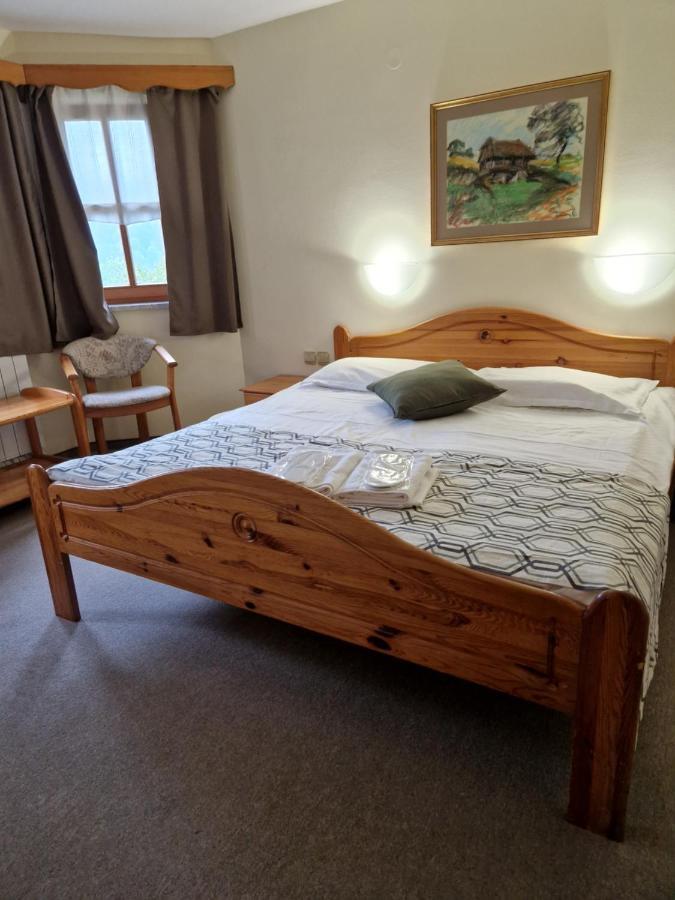 Guesthouse Jelenov Greben Подчетртек Экстерьер фото